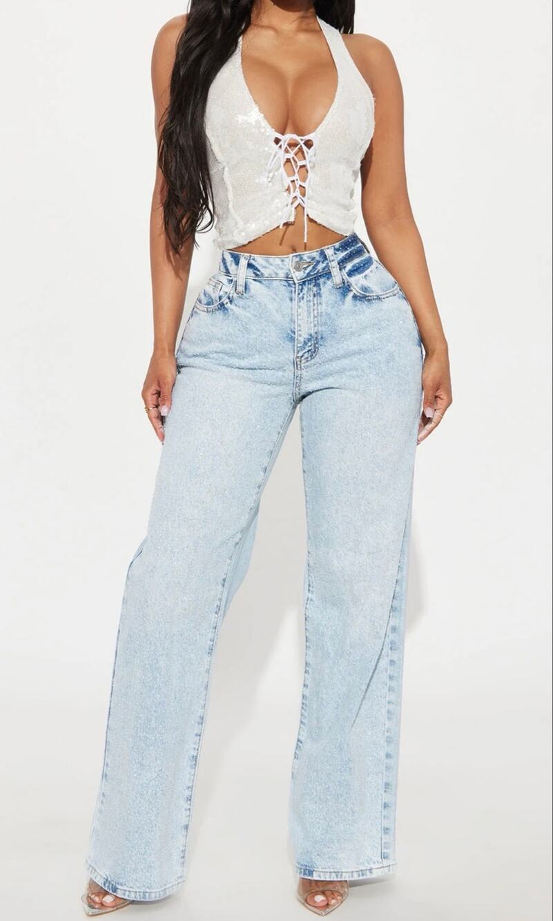 NWT Fashion Nova Rhinestone Embellished Sparkle Straight Leg Jeans 7 Light Wash